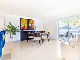 3101 SW 27th Ave, Miami, FL