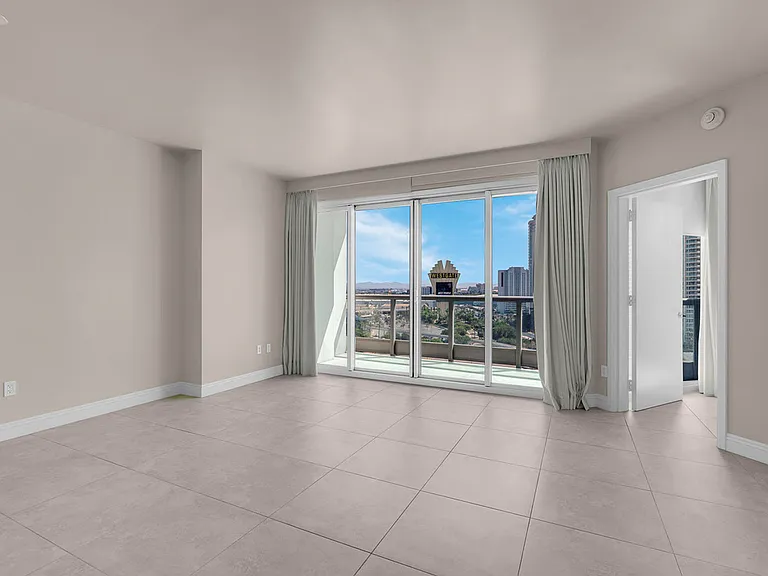 222 Karen Ave #15 — Photo 13