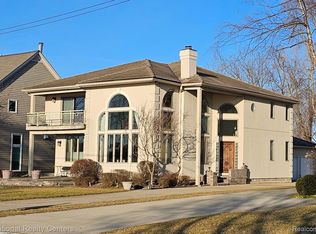 1197 E Lake Dr, Novi, MI 48377