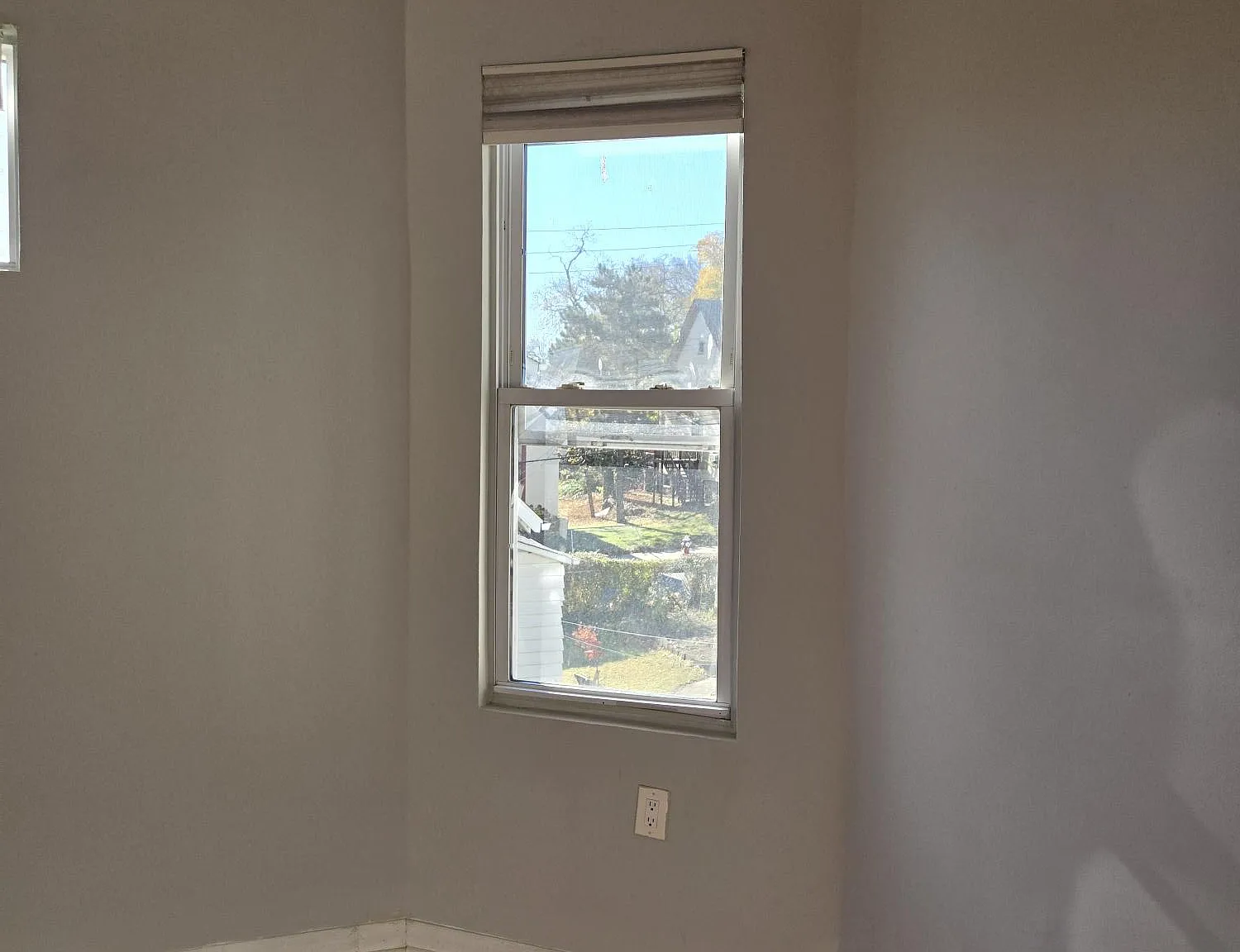 3 bed, $3,000 — Photo 1