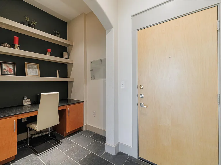 1901 Post Oak Blvd #3109 — Photo 4