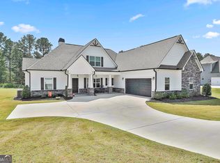 40 Riverstone Dr, Senoia, GA 30276