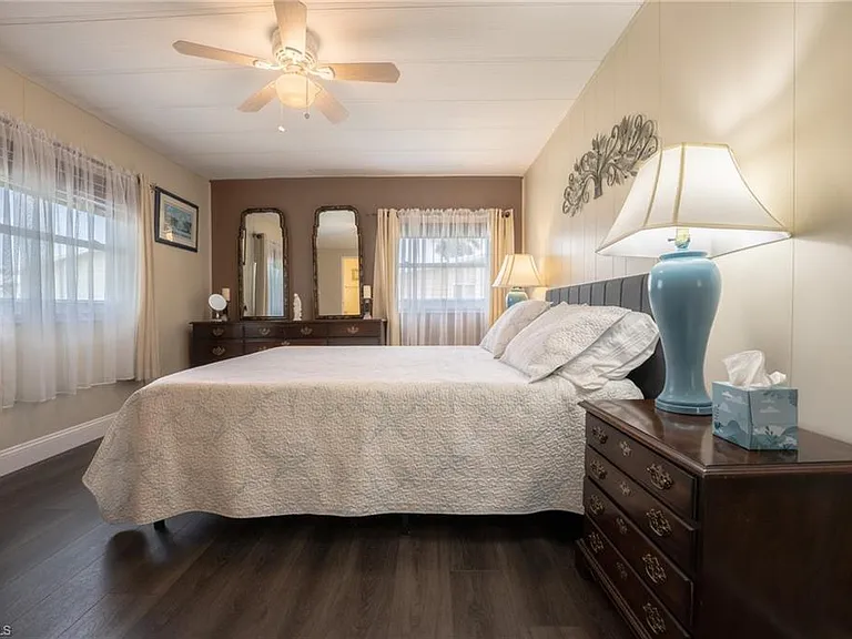 953 Bunker Hill Dr — Photo 18