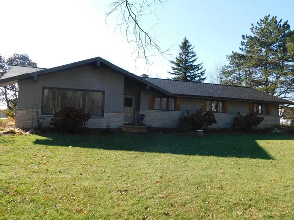 W3465 Jay ROAD, Fredonia, WI 53021
