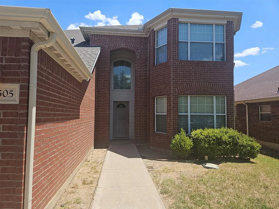 8505 Yellow Buckeye Dr
