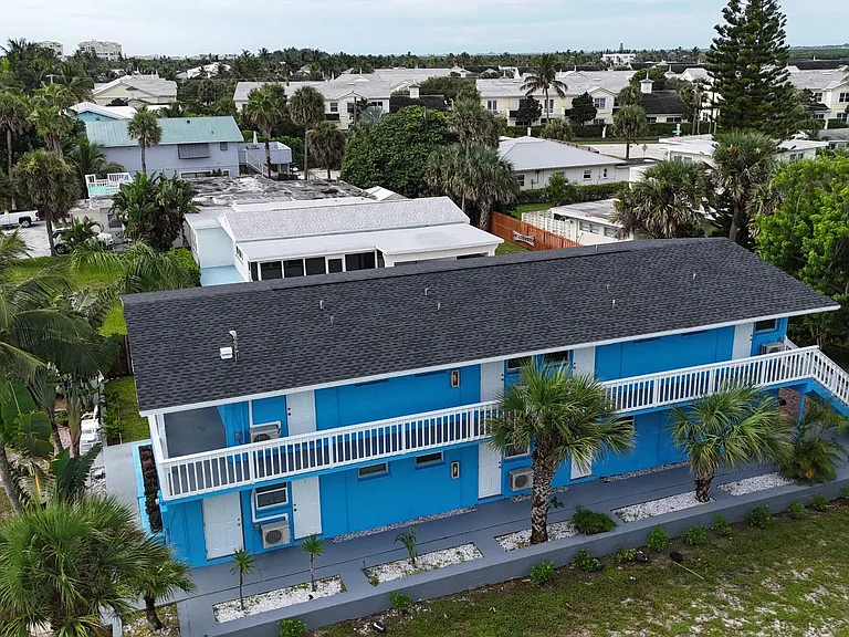 1115 S Ocean Dr #3 — Photo 3