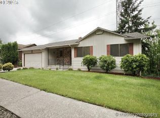 695 NW Battaglia Ave, Gresham, OR