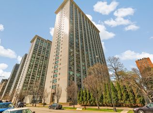 3600 N Lake Shore Dr APT 204, Chicago, IL 60613