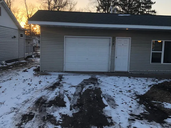 302 S 1st St, Cameron, WI 54822