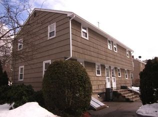 1 Charles Rd, Winchester, MA 01890