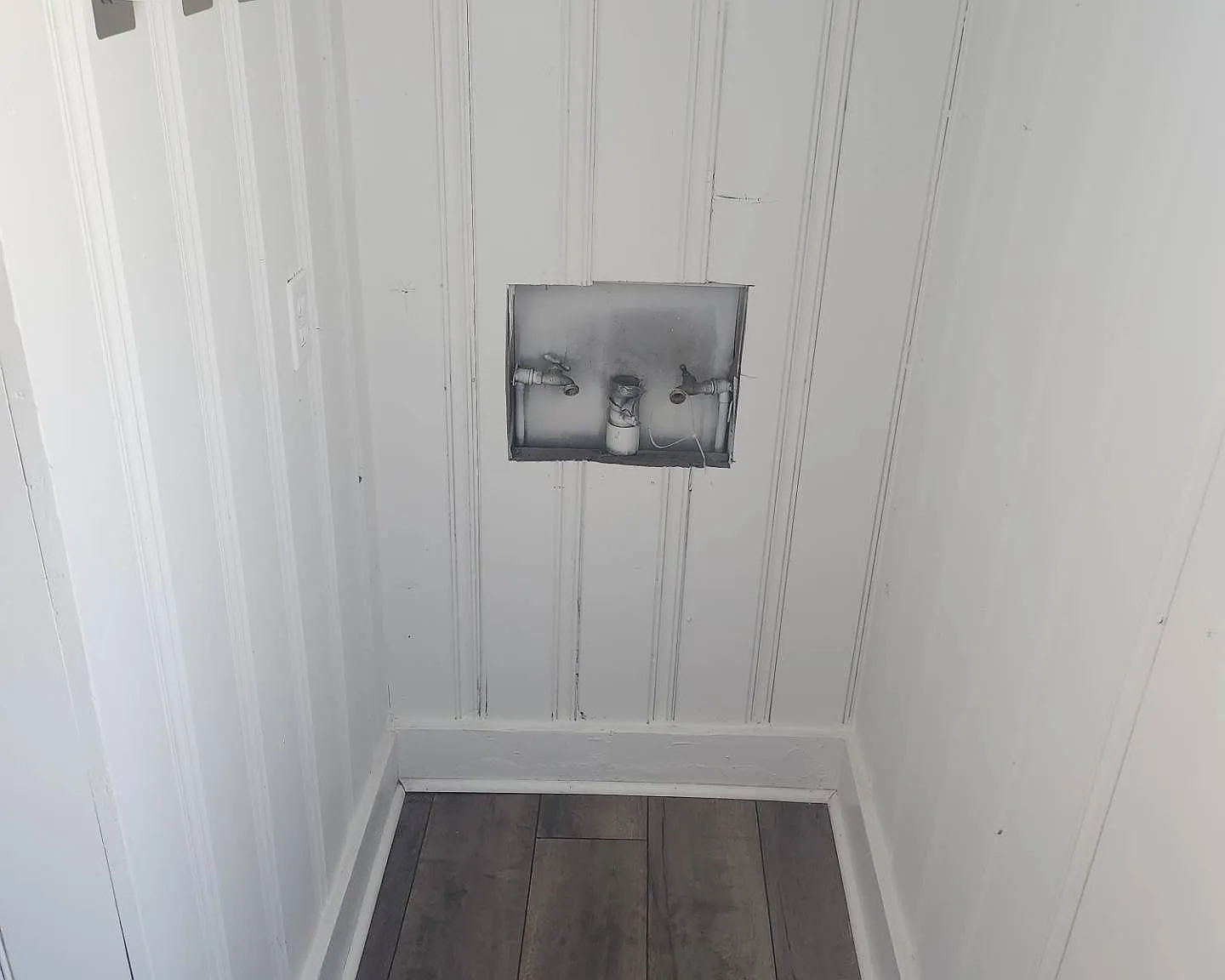 Comfortable 2-Bedroom Duplex Near Downtown Greenville — Photo 4