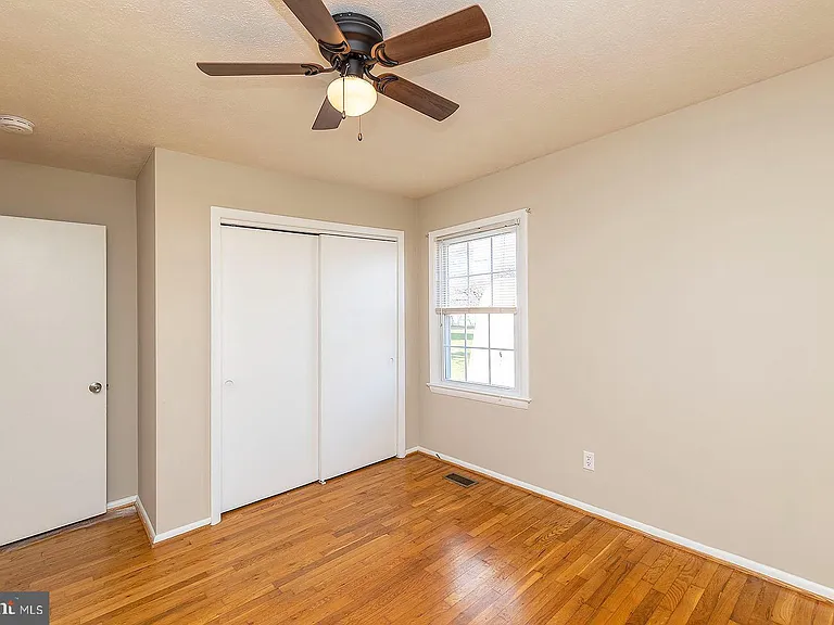 120 Meadowlark Ln — Photo 23