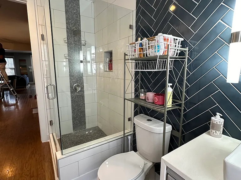 6166 Holly Park Ln #160 — Photo 10
