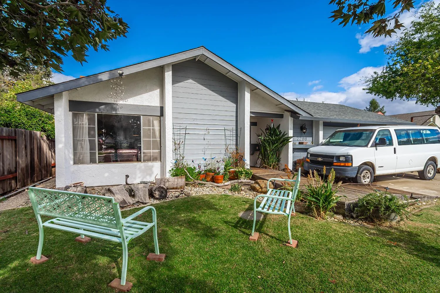 2266 River Trails Cir photo 1