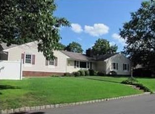 7 Louise Dr, Milltown, NJ 08850