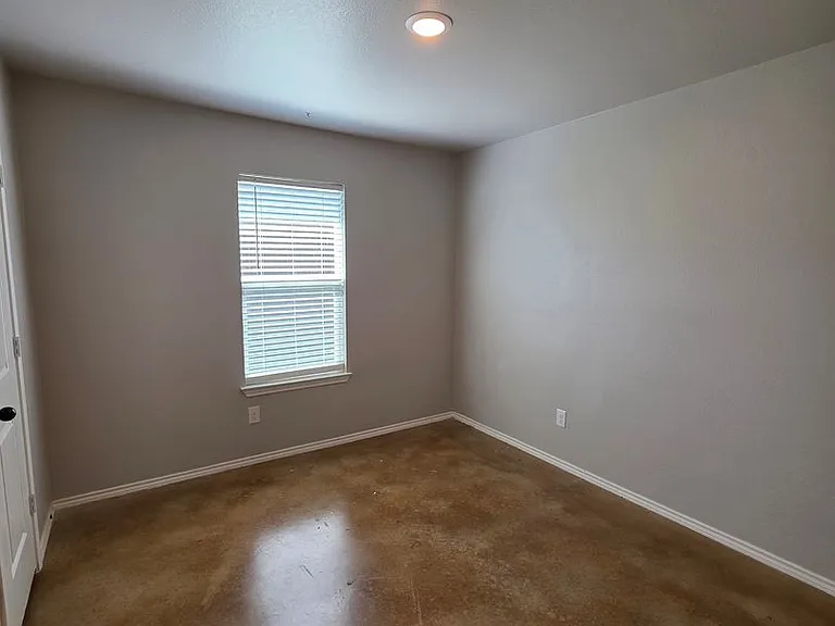 3103 Goblin Dr — Photo 17