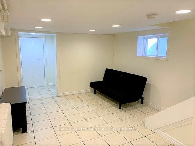 541 Palmerston Blvd #BASEMENT — Photo 6