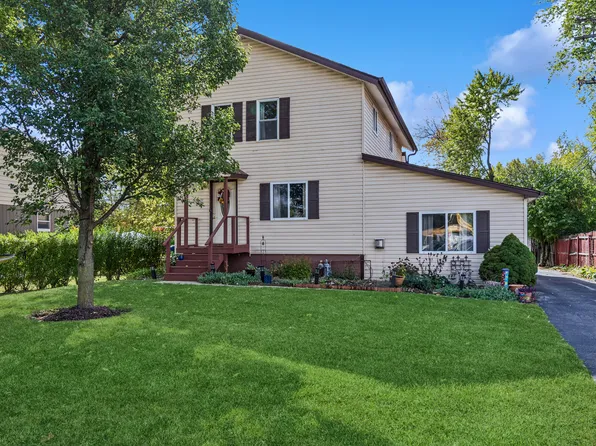 25W361 Doris Ave, Carol Stream, IL 60188