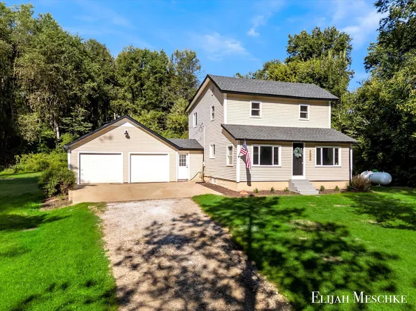 1692 Erway Rd, Hastings, MI 49058