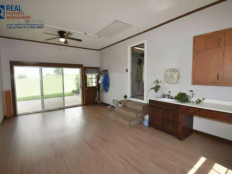 182 Riverbend Dr — Photo 7