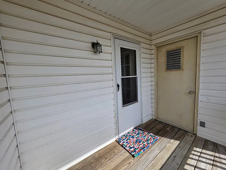 4226 Beasley Ct — Photo 16
