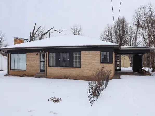 218 S 1st St, Mayfield, KY 42066