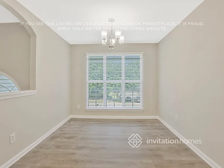 352 The Gables Dr — Photo 10