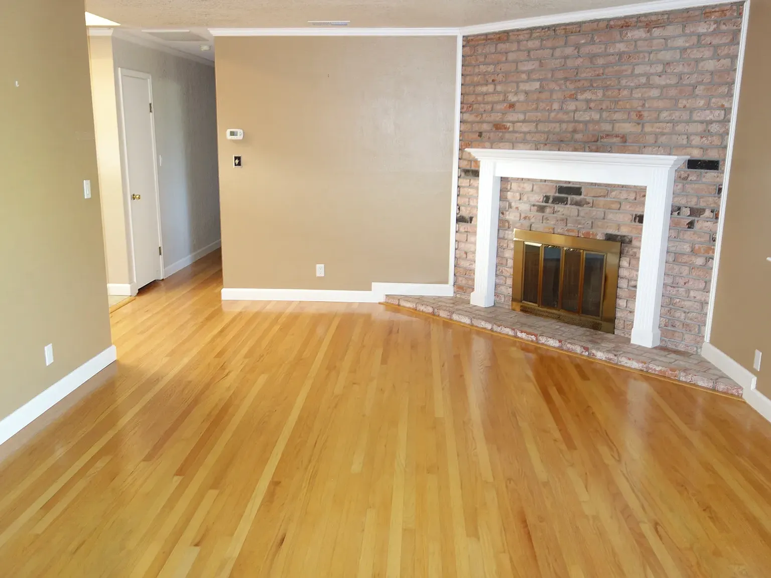 4 bed, 2169 sqft, $7,250 — Photo 2