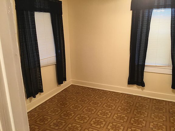 3rd image of 527 49th St S