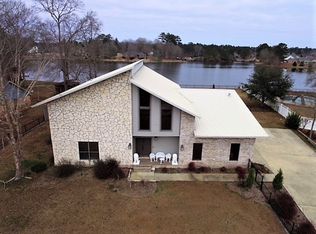 8 Griffin Dr, Ellisville, MS 39437