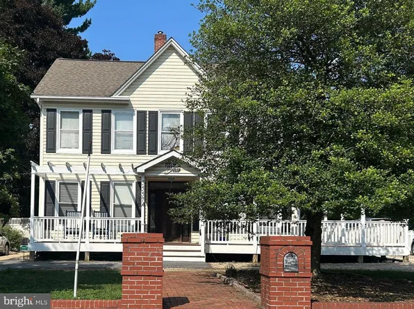 5557 Levering Ave, Elkridge, MD 21075