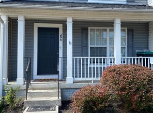208 Pendleton Ln, Strasburg, VA 22657