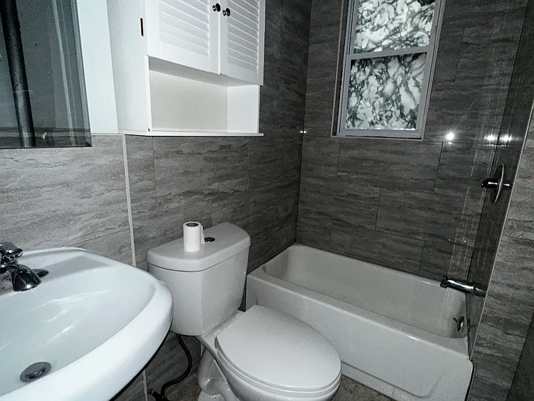 5309 Hudson Ave #39 — Photo 4