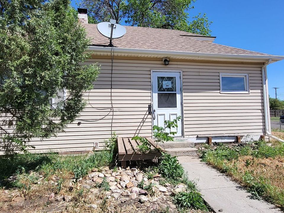 1st image of 803 N Lake Ave