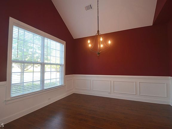 5th image of 2190 Hickory Station Cir
