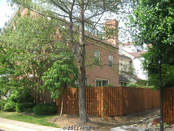 4th image of 5209 Cottingham Pl