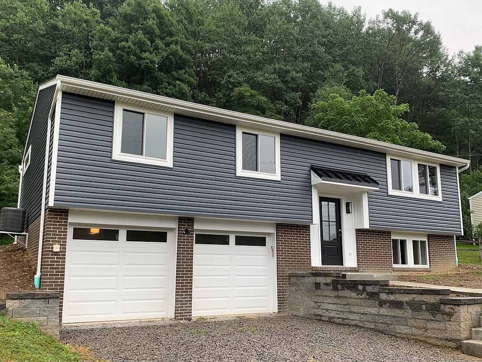 Exterior, 2-car garage