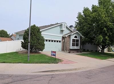 Corner lot with 2 car garage