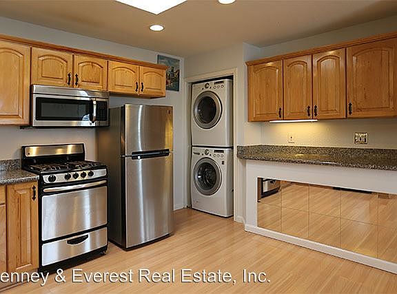 2nd image of 3255 San Jose Ave