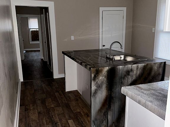 5th image of 2673 Kimball Ave