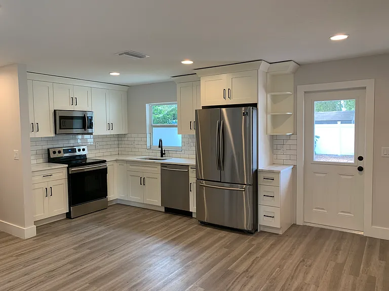 4007 W Land Ave — Photo 4