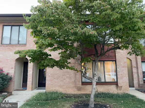 1110 Stonybrook Dr #1110, Norristown, PA 19403