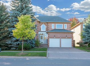 99 Clarendon Dr, Richmond Hill, ON L4B 3W5