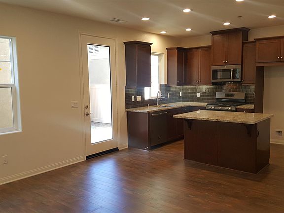 2nd image of 674 Owens River Dr