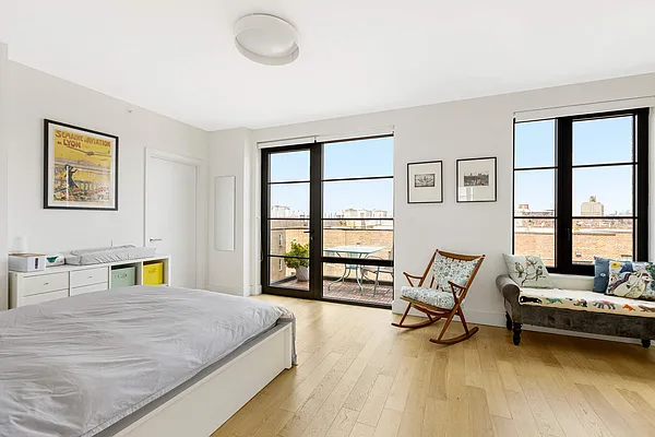 Sold by Compass | media 6