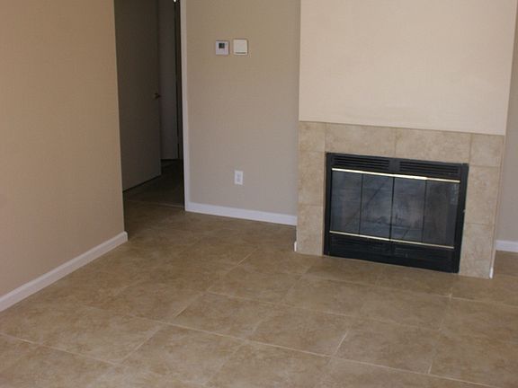 4th image of 2921 Brookside Dr APT B