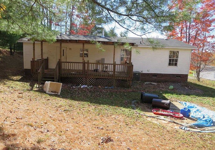2nd image of 1045 Savannah Rd