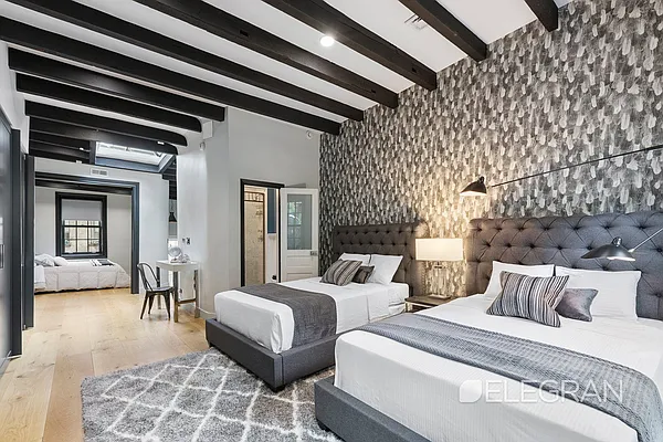 Sold by (Legacy) Elegran | media 24