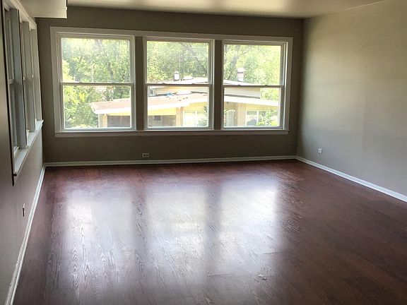 2nd image of 354 Osage St