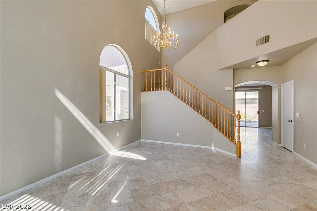 3 bed, 3.0 bath, 1969 sqft, $2,188 — Photo 3